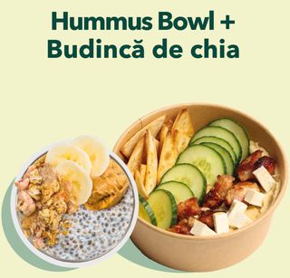 Chicken humus bowl + budinca chia cu puree piersica si fulgi migdale