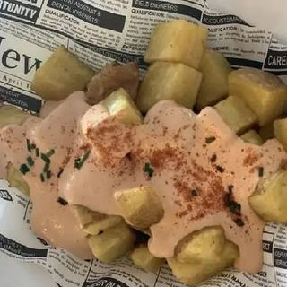 Bravas Con Dos Salsas
