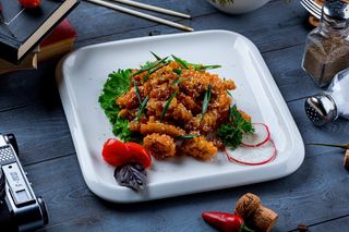 Курица в кисло-сладком соусе с рисом