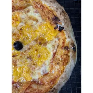 Pizza Quattro Formaggi