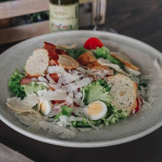 Caesar salata sa piletinoma