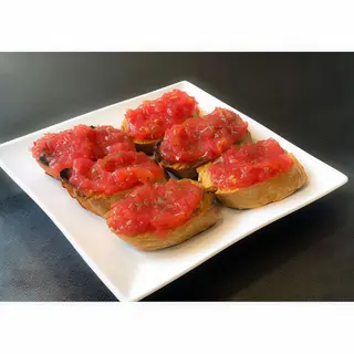 Pan Tumaca