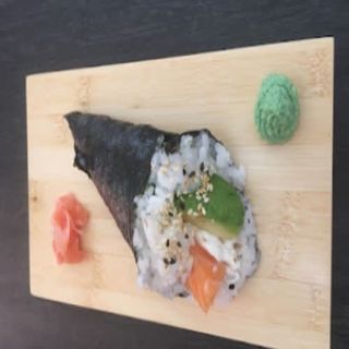 Temaki Salmón