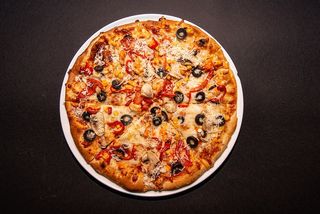 Pizza cu piept de pui Ø 30cm