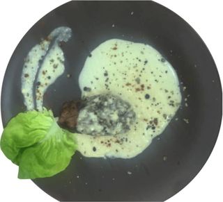 Muschi de vita cu sos de piper verde