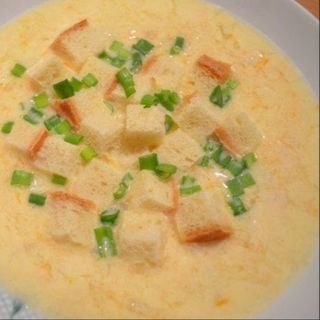 Суп сирний з копченостями  350/20