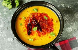 Dal Tadka / Curry cu linte roșie și galbenă