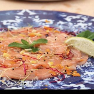 Carpaccio di salmone