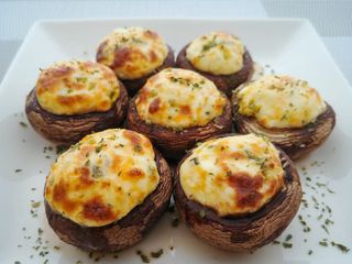 Cheesy Stuffed Mushroom