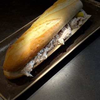 Bocadillo Txuri Urdin