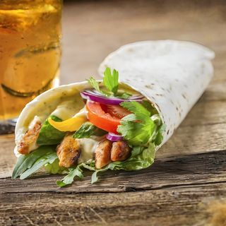 Pileća wok tortilla