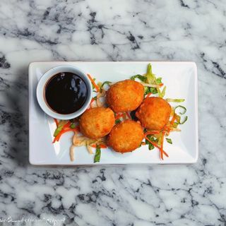 Cheese Balls (4 Pcs) 