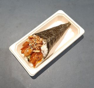 Temaki Anguila y aguacate (1 Pieza)