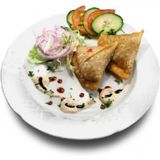 25 Meat samosa 