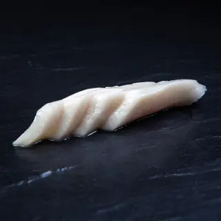 Sashimi Pez Mantequilla Con Trufa (6 Uds.)