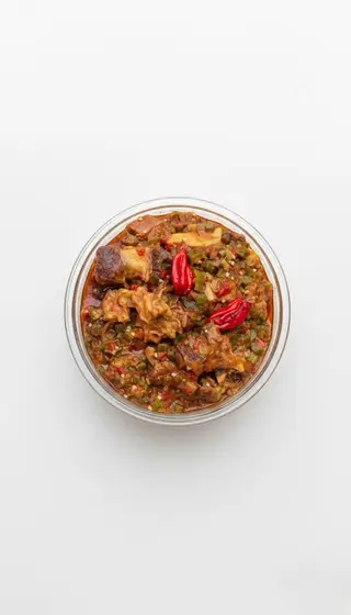 Soupou Kandja Gombo Grillé & Riz