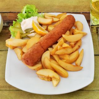 Karađorđeva šnicla sa pomfritom 400 gr