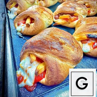 Cartocciata wurstel e patatine