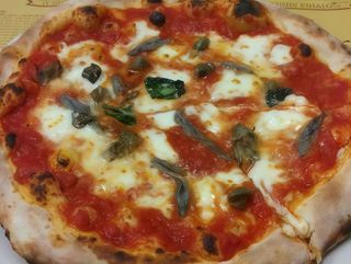 Pizza Napoli
