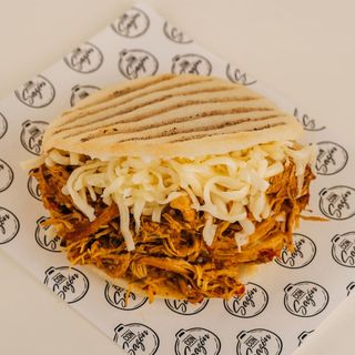Arepa Catira