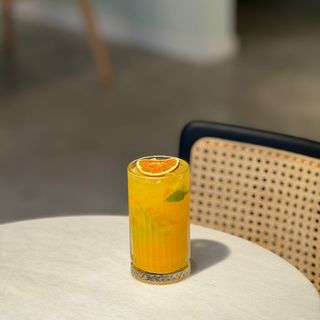 მანგო და მარაკუიას ლომონათი