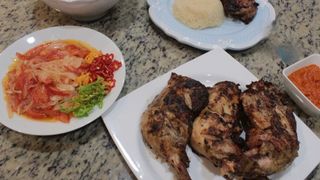Cuisse De Poulet Braisé & Attiéké