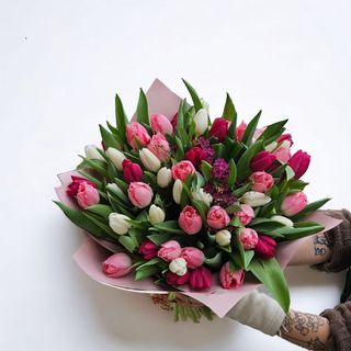 Bukiet z 100 Kolorowych Tulipanów 