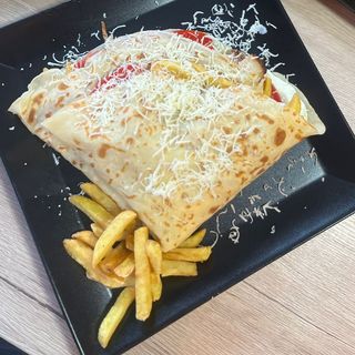 Clatite cu crenvursti