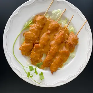14-Brochetas De Pollo Con Salsa Cacahuete