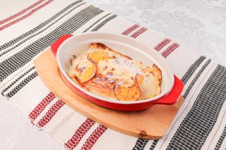 Clătite cu brânză și smântână la cuptor