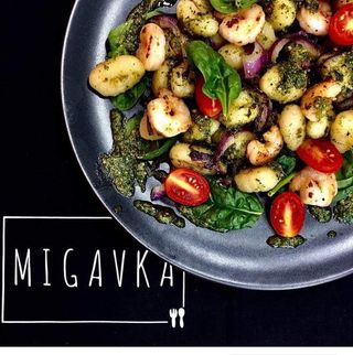 Gnocchi otulone musem dyniowym z burratą