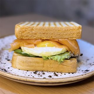 Sándwich de Salmon con patatas 
