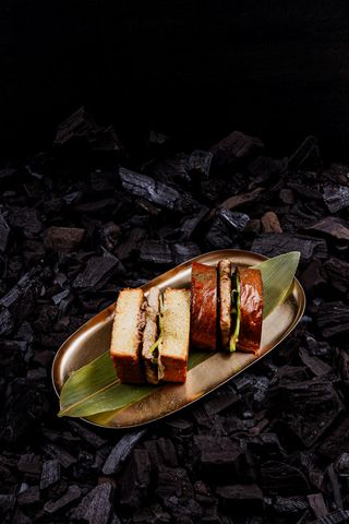 Katsu-sando cu pui și creveți