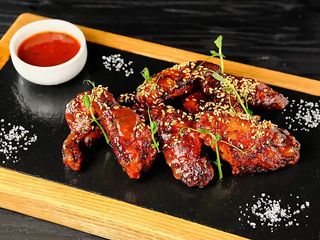 Крильця  по-тайски (300/40гр)