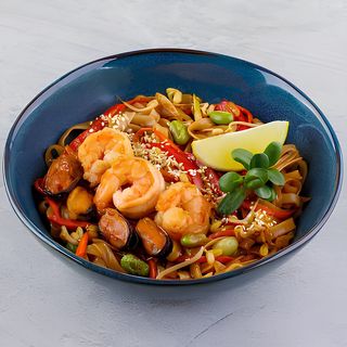 Вок з морепродуктами