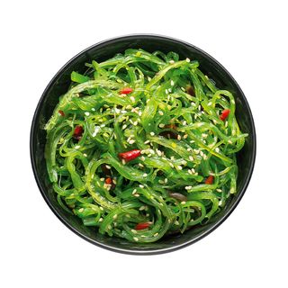 Хіяші з горіховим соусом