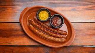 Roštiljska ljuta kobasica