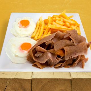 Plato Huevos Rotos