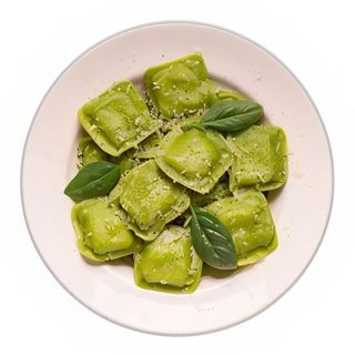 Ravioli de espinacas y ricotta