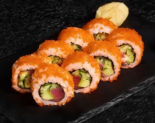 Каліфорнія з тунцем (235г)