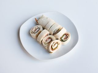 Rotolino De Jamón Serrano y Lechuga