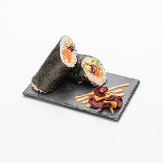 Sushi burrito