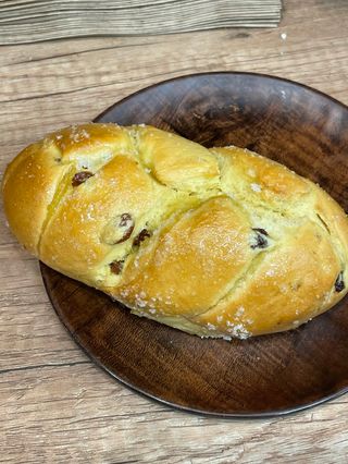 Мини Козунак със стафиди