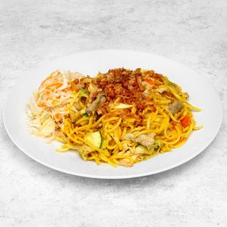 Makaron chiński z wołowiną 