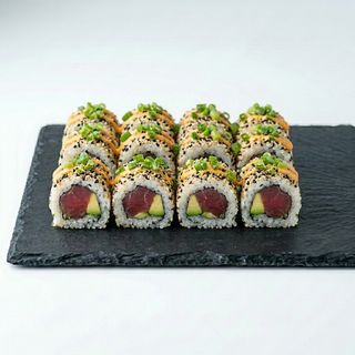 Tuna Uramaki