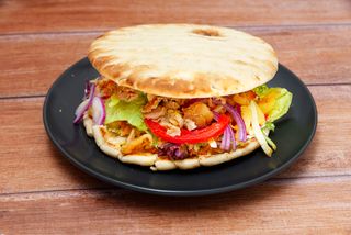 Dupla tortilja sa extra mesom i pomfritom
