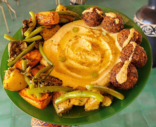 Falafel with fried rice and veg 