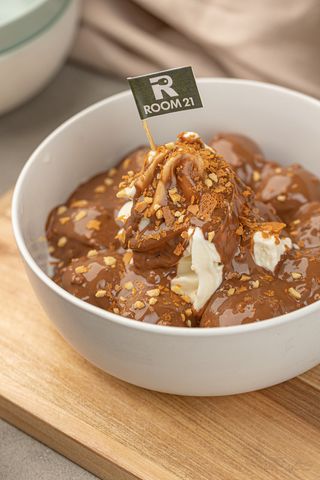 Ferrero Rocher Cake Bombs