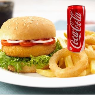 Вегетариански бургер + Coca-Cola ( 330 ml)