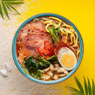 Рамен з телятиною